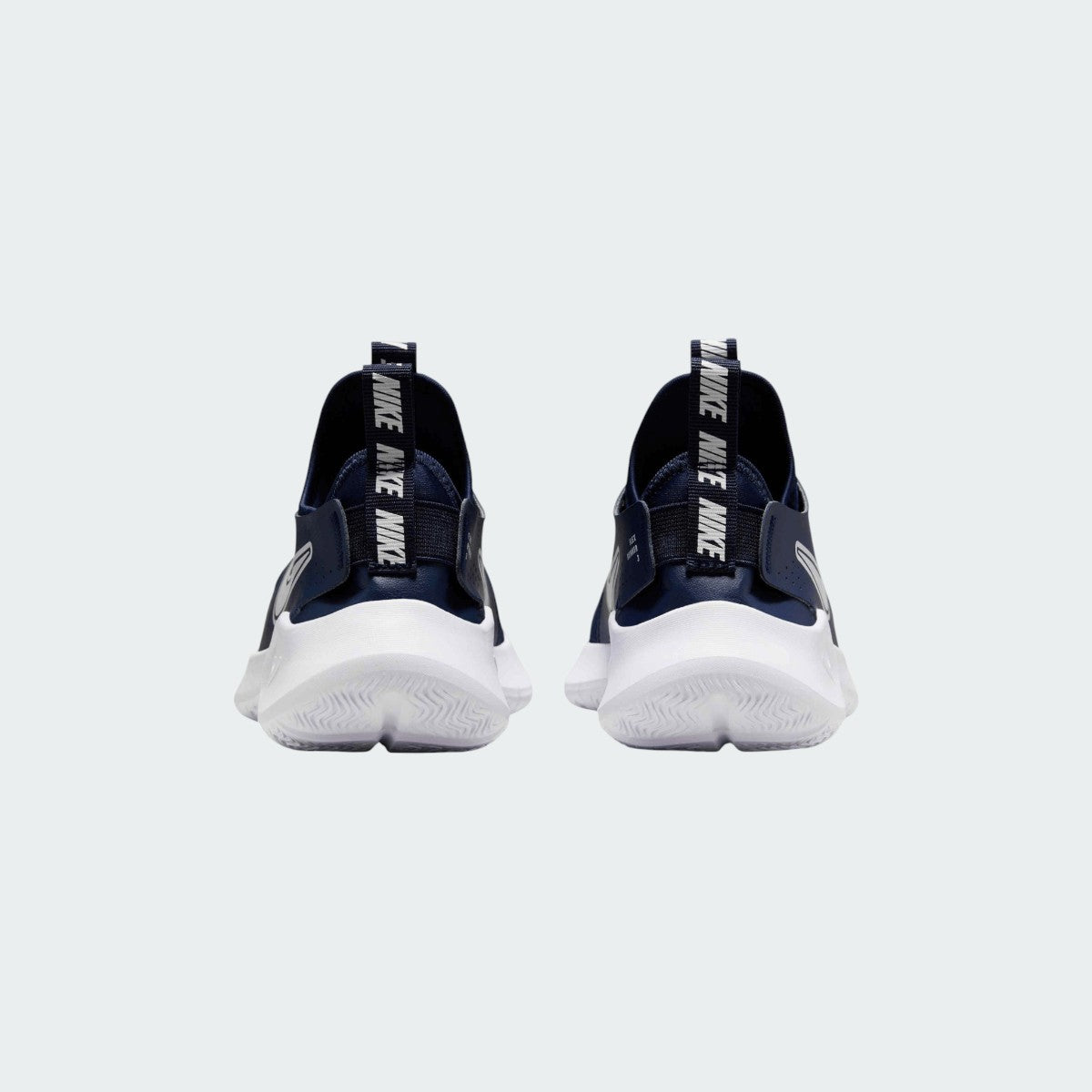 Rear view of the Nike Flex Runner 3 Juniors' navy trainers, focusing on the structured heel and simple Nike branding.