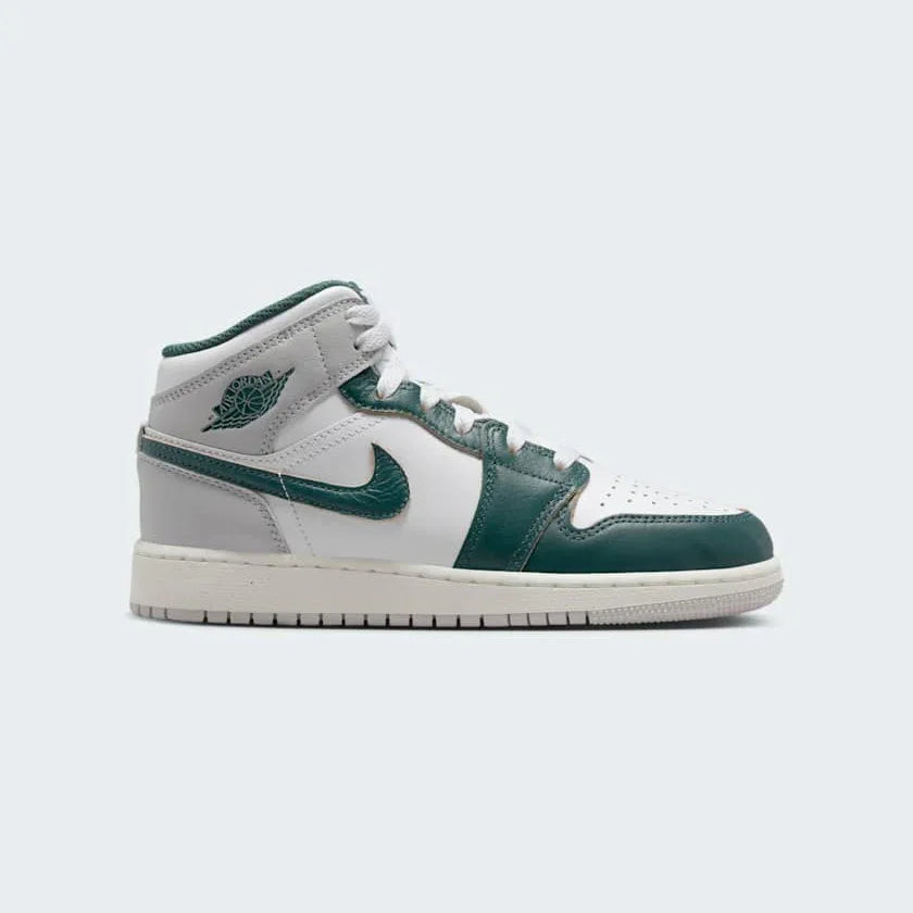 tradesports.co.uk Nike Juniors Air Jordan 1 Mid Special Edition FQ8088 103 Main image