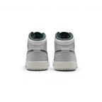 tradesports.co.uk Nike Juniors Air Jordan 1 Mid Special Edition FQ8088 103
