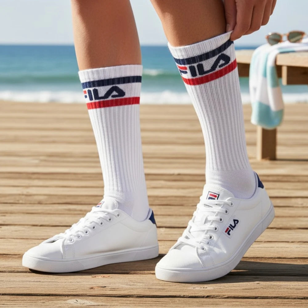 Highlights the "unreal" clean finish where the elastic midfoot compression band transitions securely into the breathable ventilation panels, engineered for long-term shape retention.