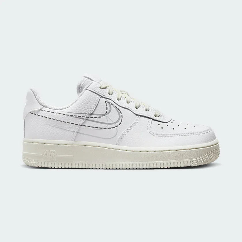 tradesports.co.uk Nike Women's Air Force 1 '07 FV0951 100 Main image