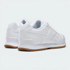 Focuses on the TPU heel clip and the professional finish of the reinforced heel structure.