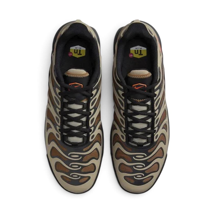 Focuses on the locked-in central lacing layout, displaying the Khaki mesh tongues, matching laces, padded collars, and insoles printed with Tuned Air branding.