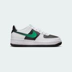 tradesports.co.uk Nike Juniors Air Force 1 FZ4353 100