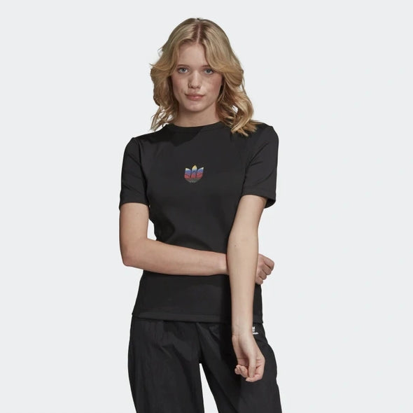 tradesports.co.uk Adidas Women's Slim Fit Adicolor T-Shirt GD2266