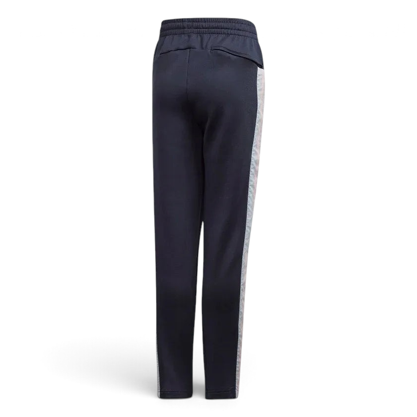 Displays the clean rear design and the quality of the stitching.