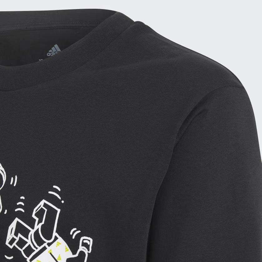 tradesports.co.uk Adidas x Classic Lego Graphic T-Shirt GU8900