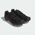 Three-quarter view of both Kestrel BOA shoes, highlighting the seamless upper construction and the textured grey overlays.
