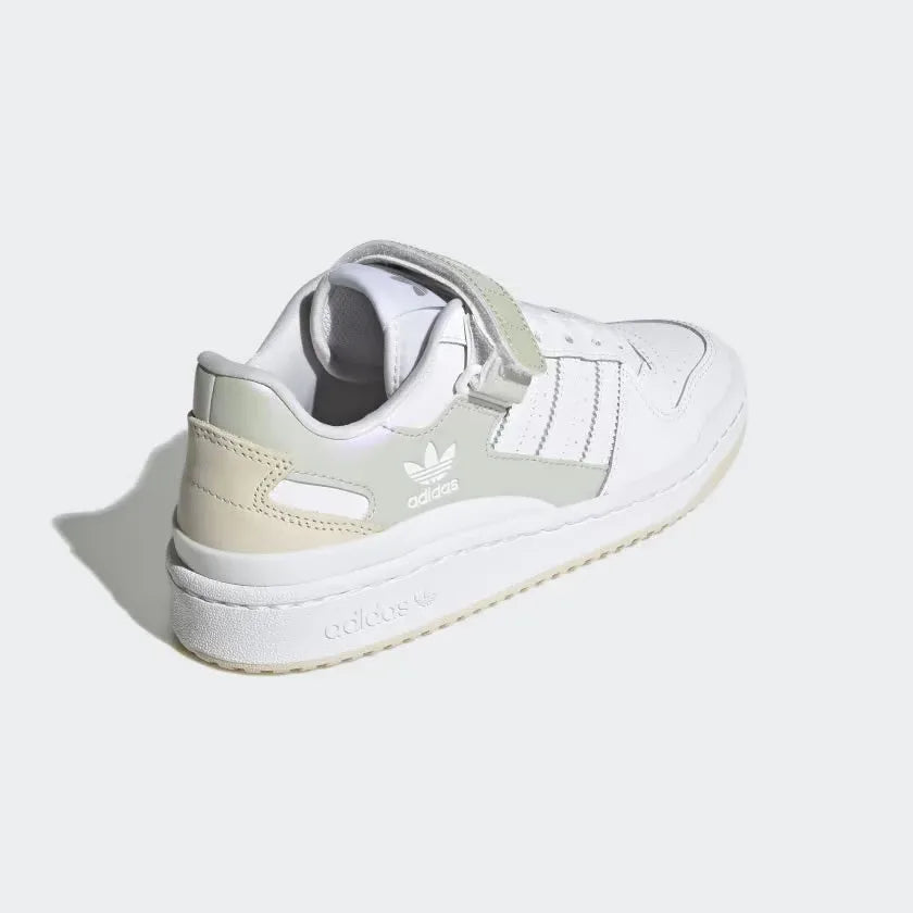 Rear view of the Adidas Forum Low Women's white trainers, focusing on the padded collar and subtle Adidas Trefoil branding on the heel.