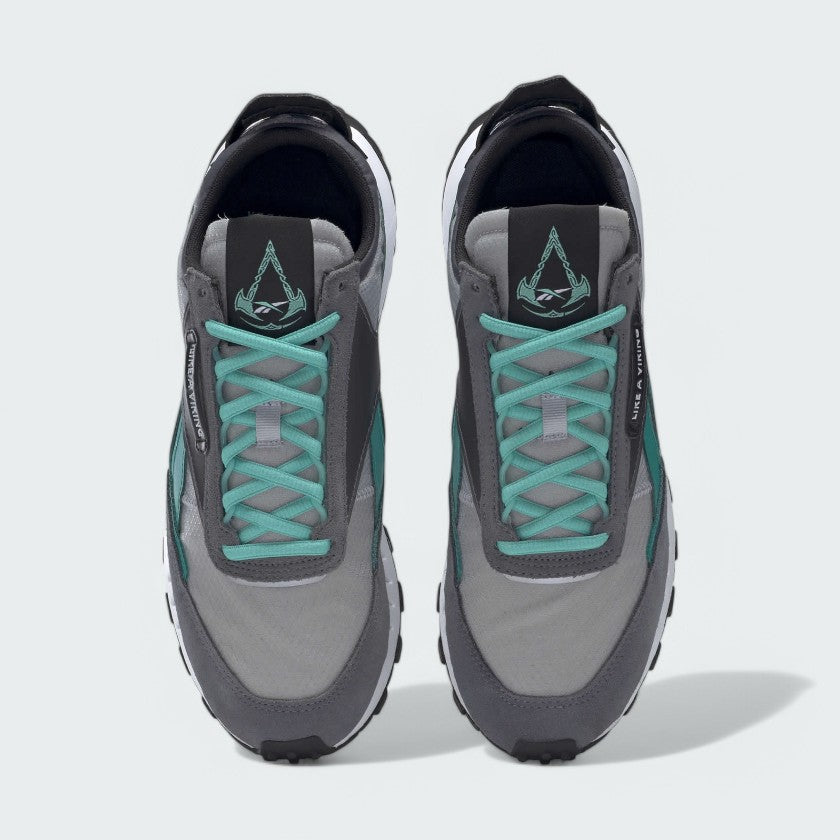 Sneaker Assassin's Creed Valhalla Hoodie Reebok Reebok X