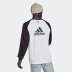 Focusing on the clean back design and the professional finish of the ribbed hem.