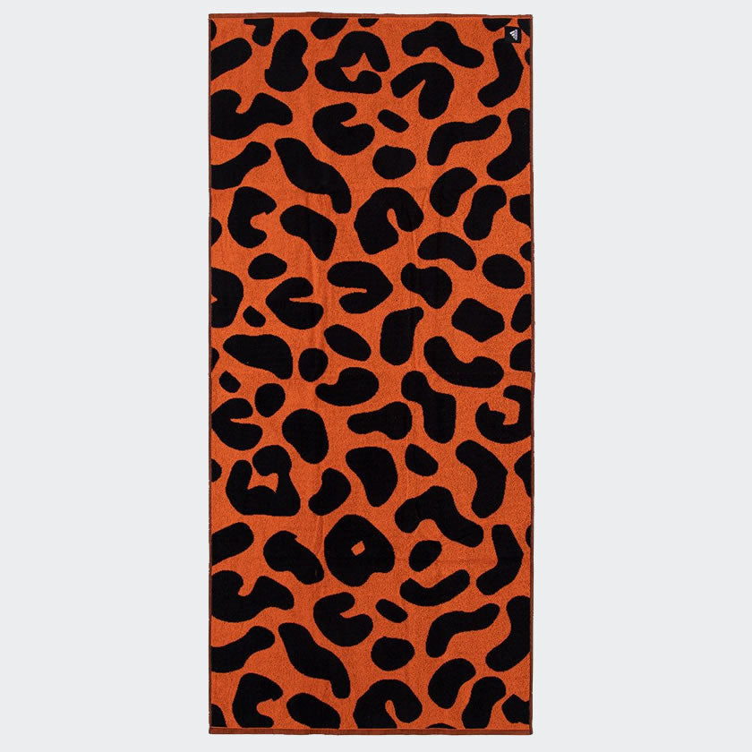 tradesports.co.uk Adidas Rich Mnisi Leopard Print Towel HD4765