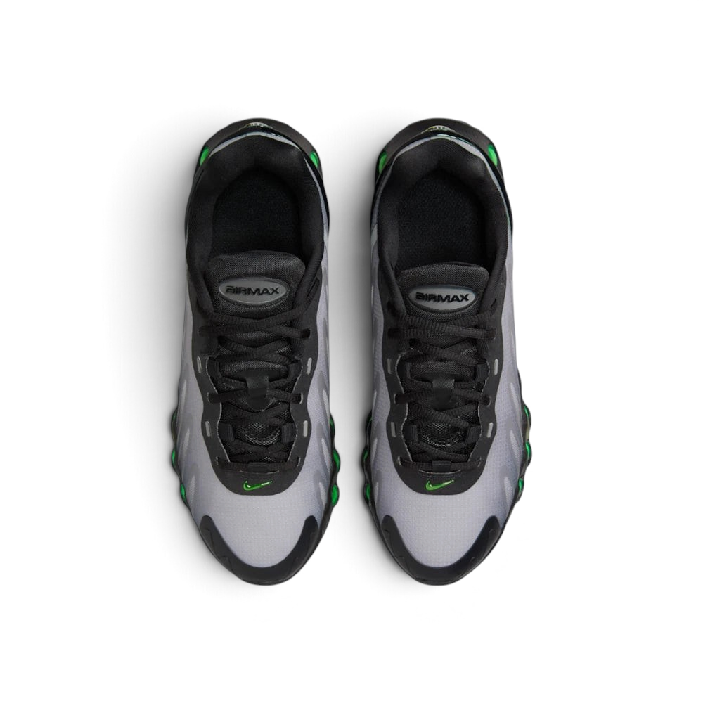 Looking down at the classic lacing system, the sculpted mesh upper, and the reflective accents on the tongue.