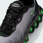 A close-up of the reinforced toe tip and the high-tech closed mesh texture.