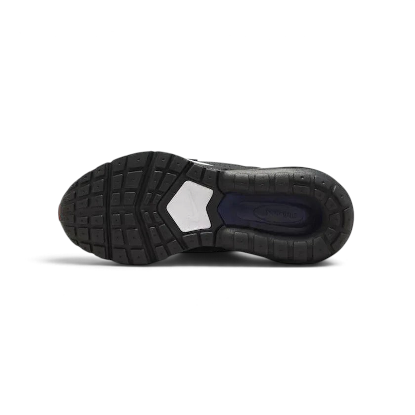 View of the outsole of the Nike Air Max Pulse Juniors' black trainers, showing the durable rubber waffle-inspired tread pattern.