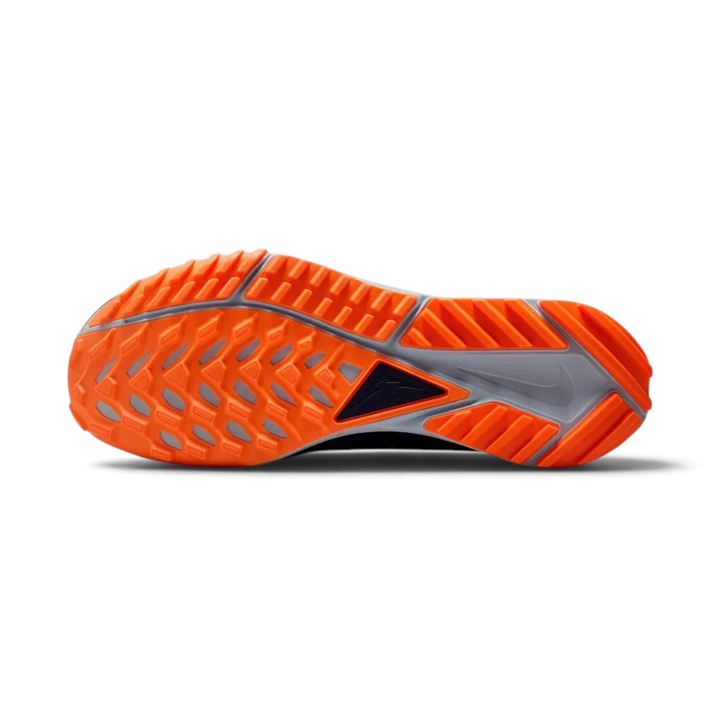 Nike React Pegasus Trail 4 GTX V2 Trail Shoes HM9728-001 outsole with multidirectional lugs for trail traction