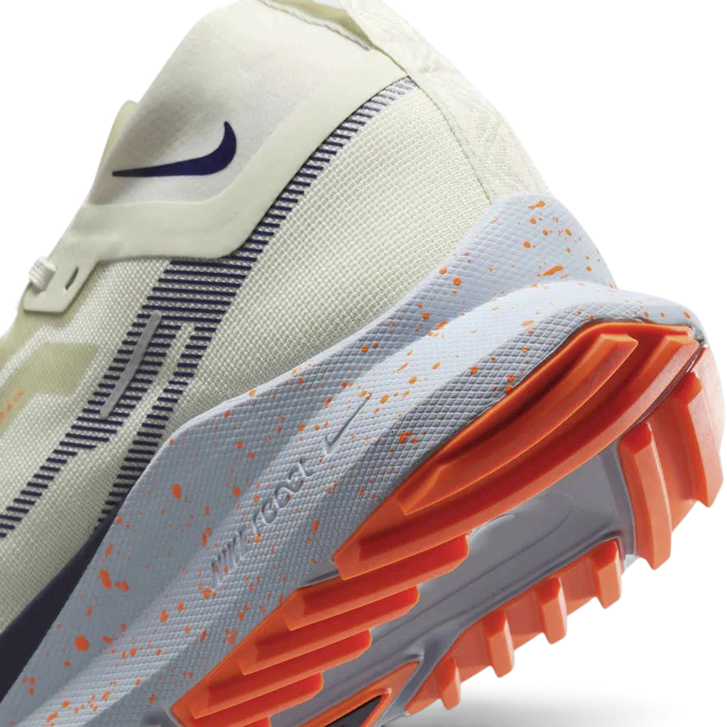 Rear underside close-up of Nike React Pegasus Trail 4 GTX V2 Trail Shoes HM9728-001 heel and outsole design