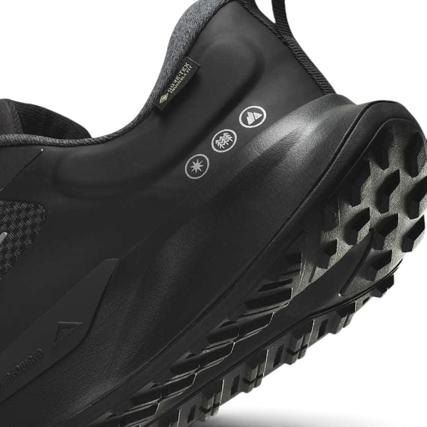 tradesports.co.uk Nike Men's Juniper Trail 2 Gore-Tex V2 HM9734 001