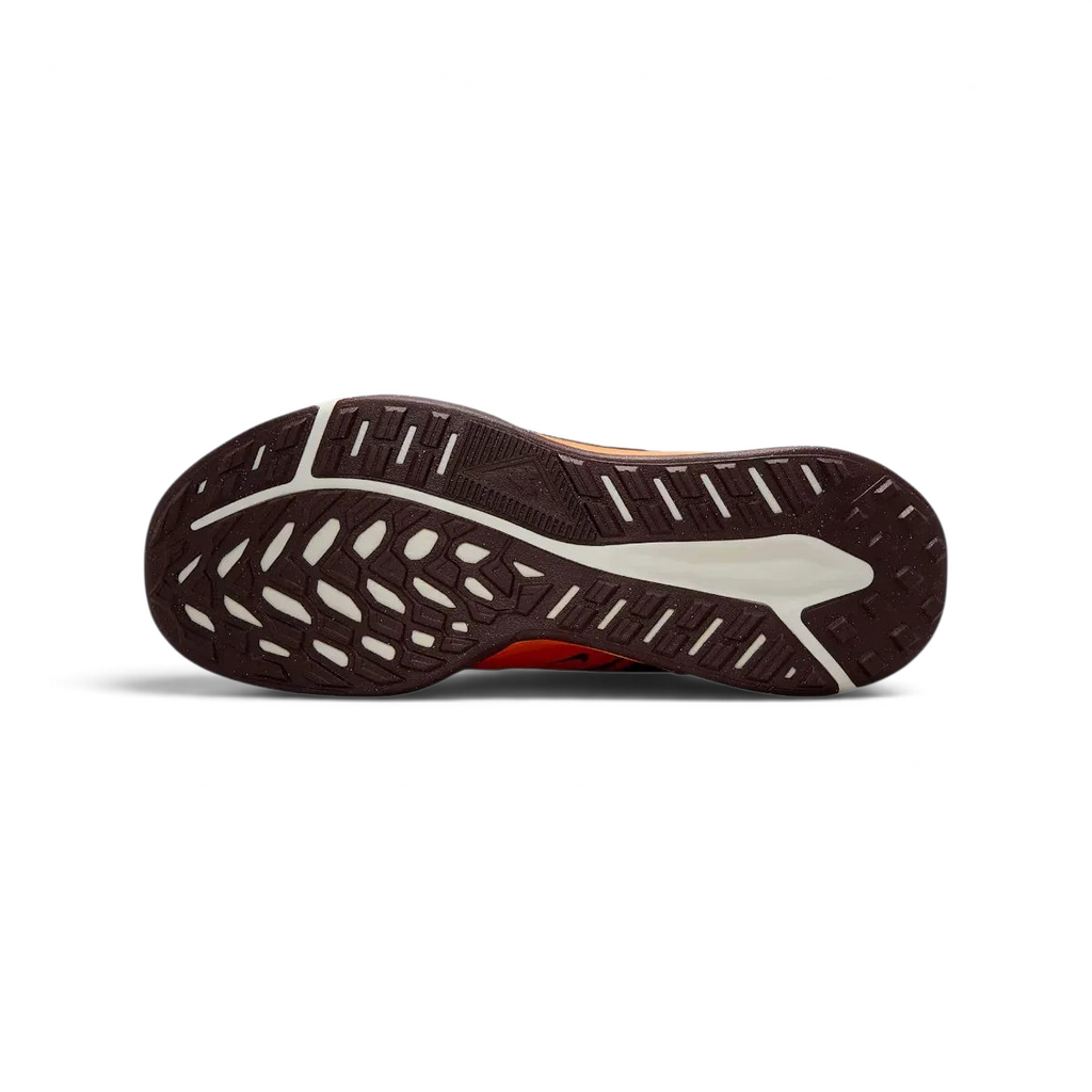 View of the outsole of the Nike Juniper Trail 2 GORE-TEX V2 men's trail shoes, showing the durable, trail-ready rubber traction pattern.