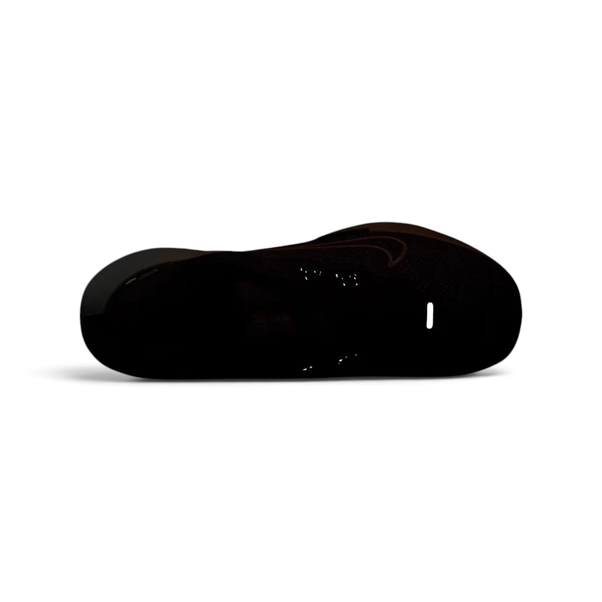 Detailed zoom on the outsole and midsole of the Nike Juniper Trail 2 GORE-TEX V2 men's trail shoes, highlighting the reflective parts of shoes