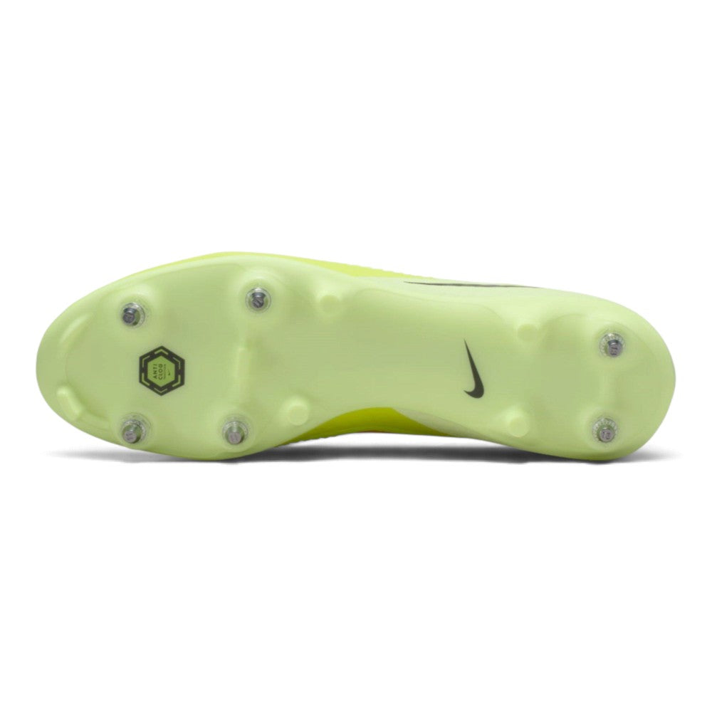Bottom profile of the soft-ground soleplate featuring the Anti-Clog traction technology hexagon emblem and metal screw-in studs for wet, muddy pitches.