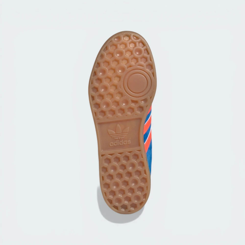 Outsole View: Showing the signature Hamburg traction pattern on the durable, translucent gum rubber sole.