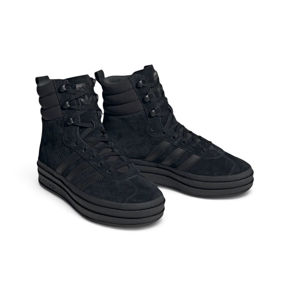 Emphasising the locked-in bold profile and the professional consistency of the deep black colour tone.