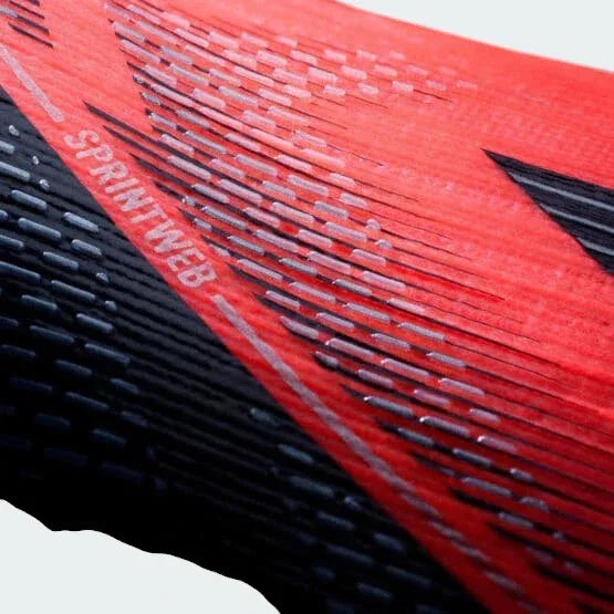 Detailed zoom on the dual-plate system and the Lightstrike Pro foam, showcasing the engineering behind the boot's propulsive force.