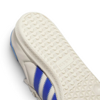 Highlights the "unreal" clean finish where the matching alumina rubber sidewall wall securely bonds to the premium Danish leather upper.