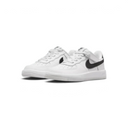 Angled view of two Nike Air Force 1 Low EasyOn Kids' trainers in white and black, side by side, showcasing their timeless design and clean aesthetic.