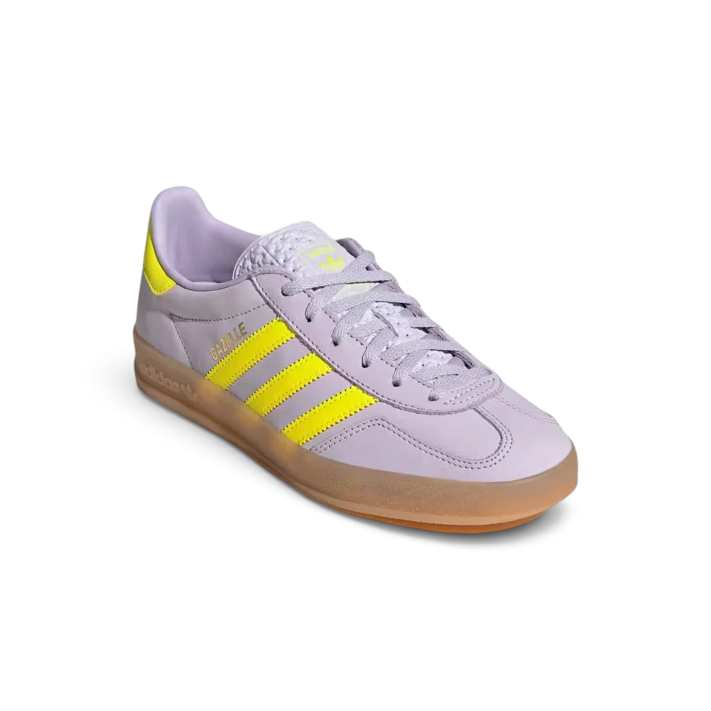 Angle View the Side: Emphasising the T-toe overlay and the vibrant neon-on-pastel colour blocking.