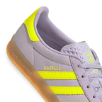 Zoom Looking at the Outsole and Midsole: Highlighting the ridged texture of the gum rubber and the high-quality textile lining at the collar.