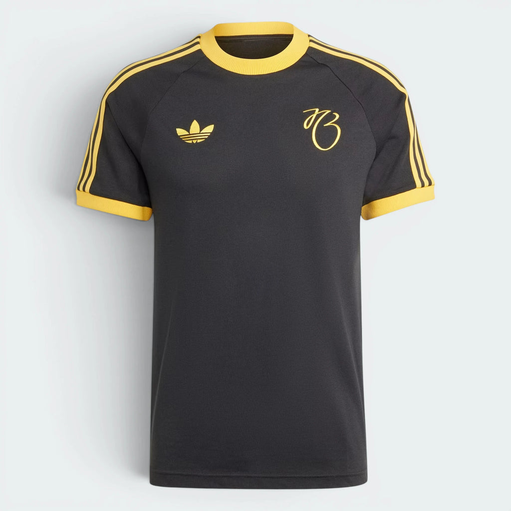 Displays the technical knit pattern of the soft single jersey cotton-poly weave engineered for an unreal premium feel.