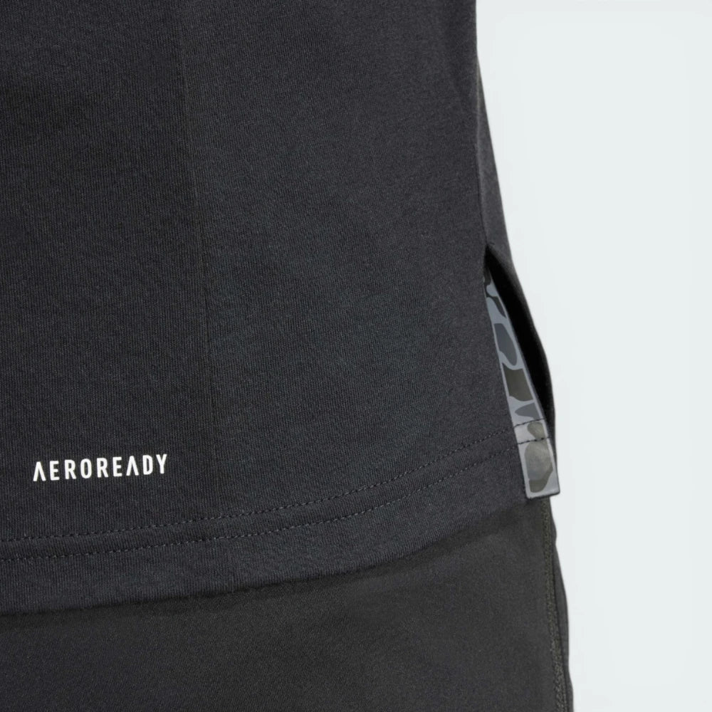Detailed zoom on the hem and side seams, showcasing the high-quality recycled and renewable material blend.