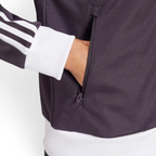 Highlights the unreal finish of the cotton-blend weave and the pocket zip detail.