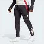 Focusing on the clean back panels and the reinforced stitching on the ankle zippers.