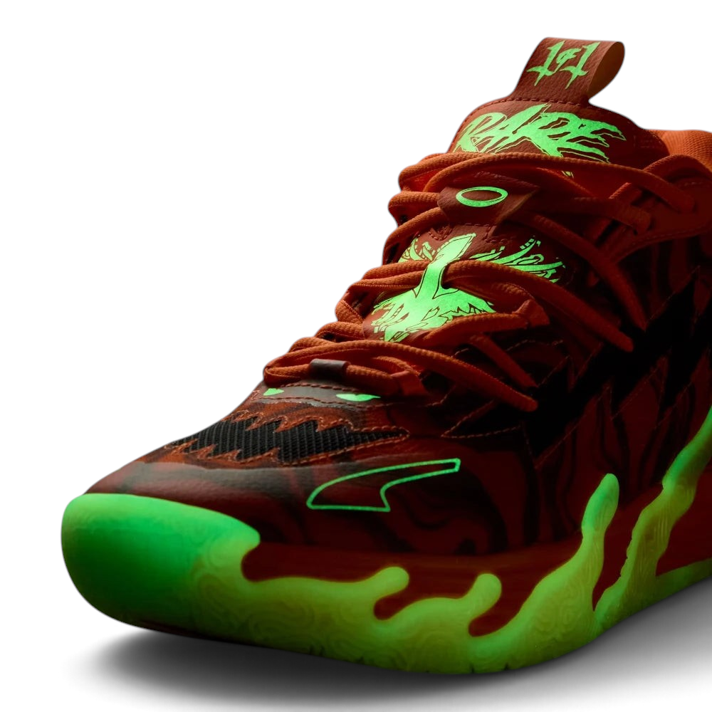 Highlights the technical NITRO foam layer and the "unreal" Glow in the Dark finish.
