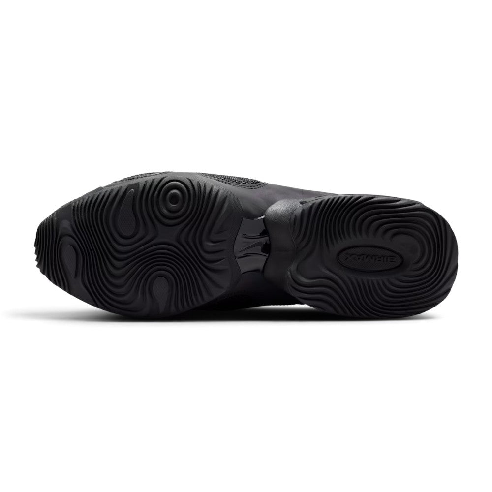 Displays the full-length black rubber sole, showcasing the organic, liquid-ripple tread pattern, central arch shank, and debossed "AIRMAX" heel branding.