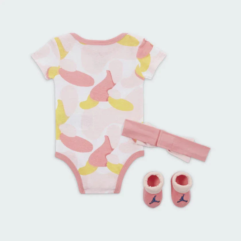 Jordan Baby Suit 3 Piece NJ0574 A7L Secondary image