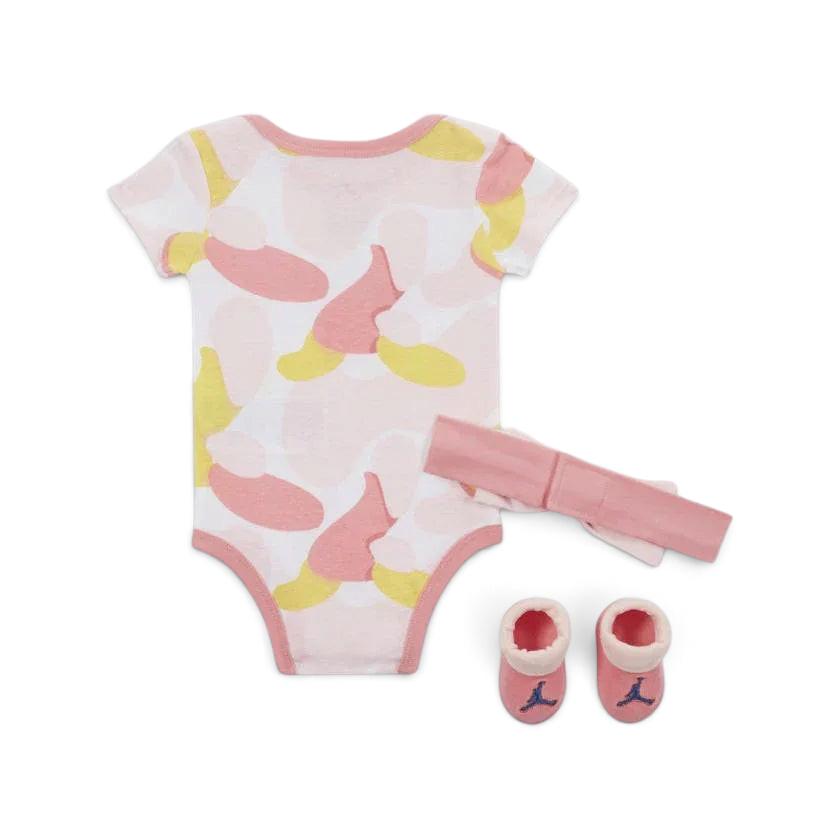 Jordan Baby Suit 3 Piece NJ0574 A7L Secondary image