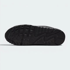 Displays the legendary rubber Waffle tread designed for unreal multi-surface durability.