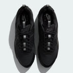 Focuses on the "locked-in" lacing system and the high-quality Ripstop texture on the toe box.