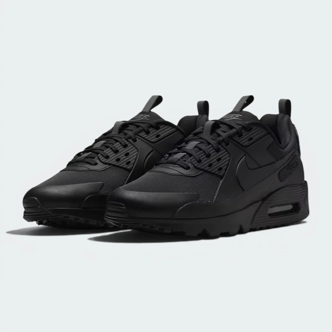 Emphasising the locked-in utility pull tabs and the professional "Drift" silhouette.