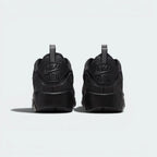 Focuses on the visible Max Air unit and the professional finish of the reinforced heel pull tab.