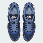 Focuses on the "locked-in" lacing system and the high-quality mesh texture on the toe box.