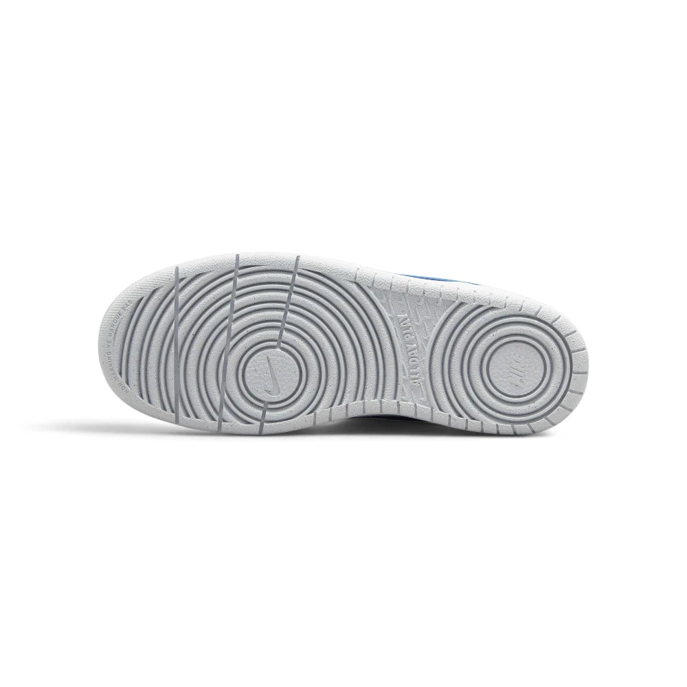 Displays the full-length white rubber outsole, showcasing the concentric basketball pivot circle tread, "ALL DAY PLAY" text detail, debossed Nike logo, and perimeter flex grooves.