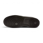 Displays the technical rubber cupsole designed for unreal multi-surface grip.