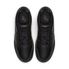 Focuses on the "locked-in" lacing system and the professional finish of the smooth toe box.