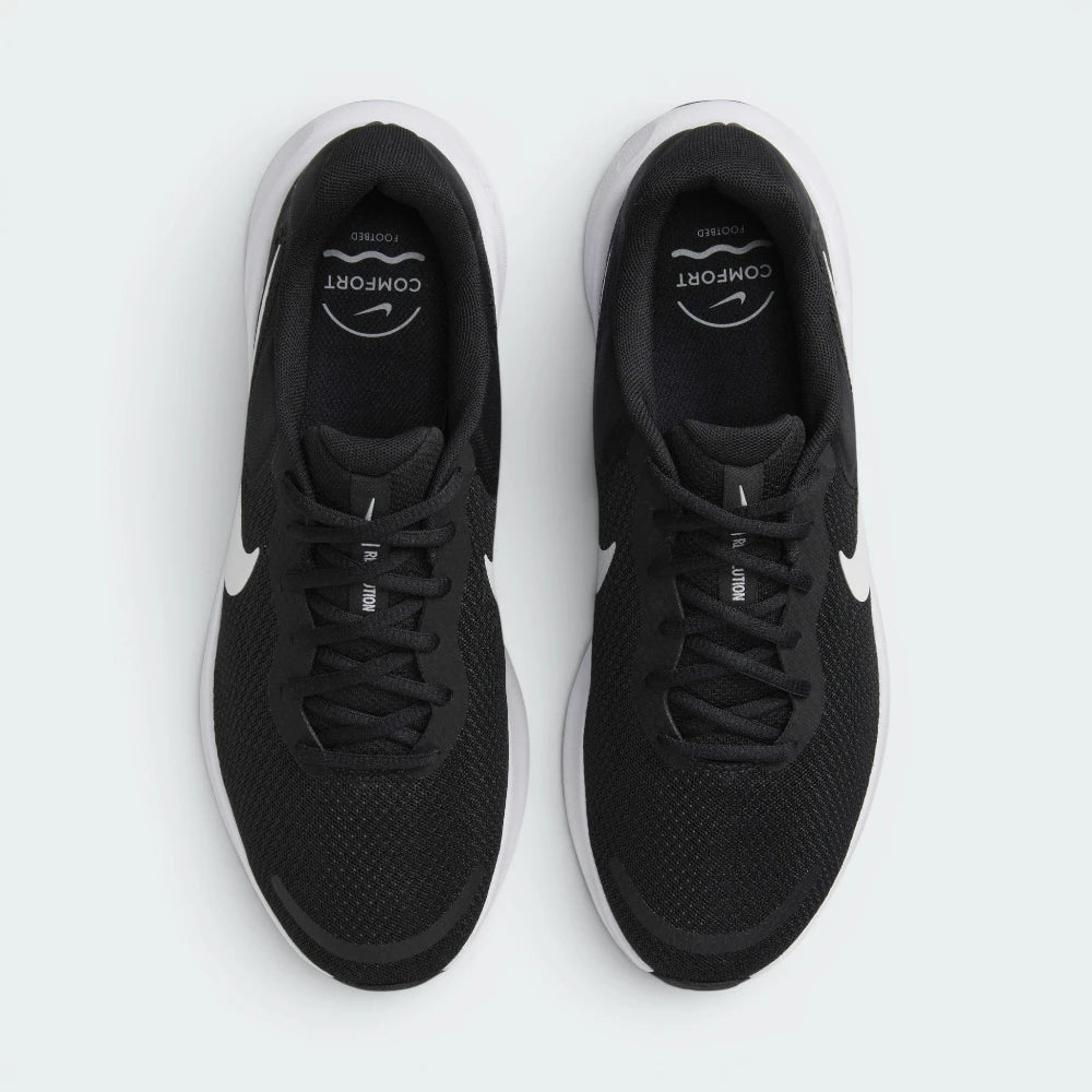 Focuses on the locked-in traditional lacing layout, displaying the perfect symmetry of the black mesh tongue, intuitive touch points, and the noticeably wider, roomy mesh toe box area.