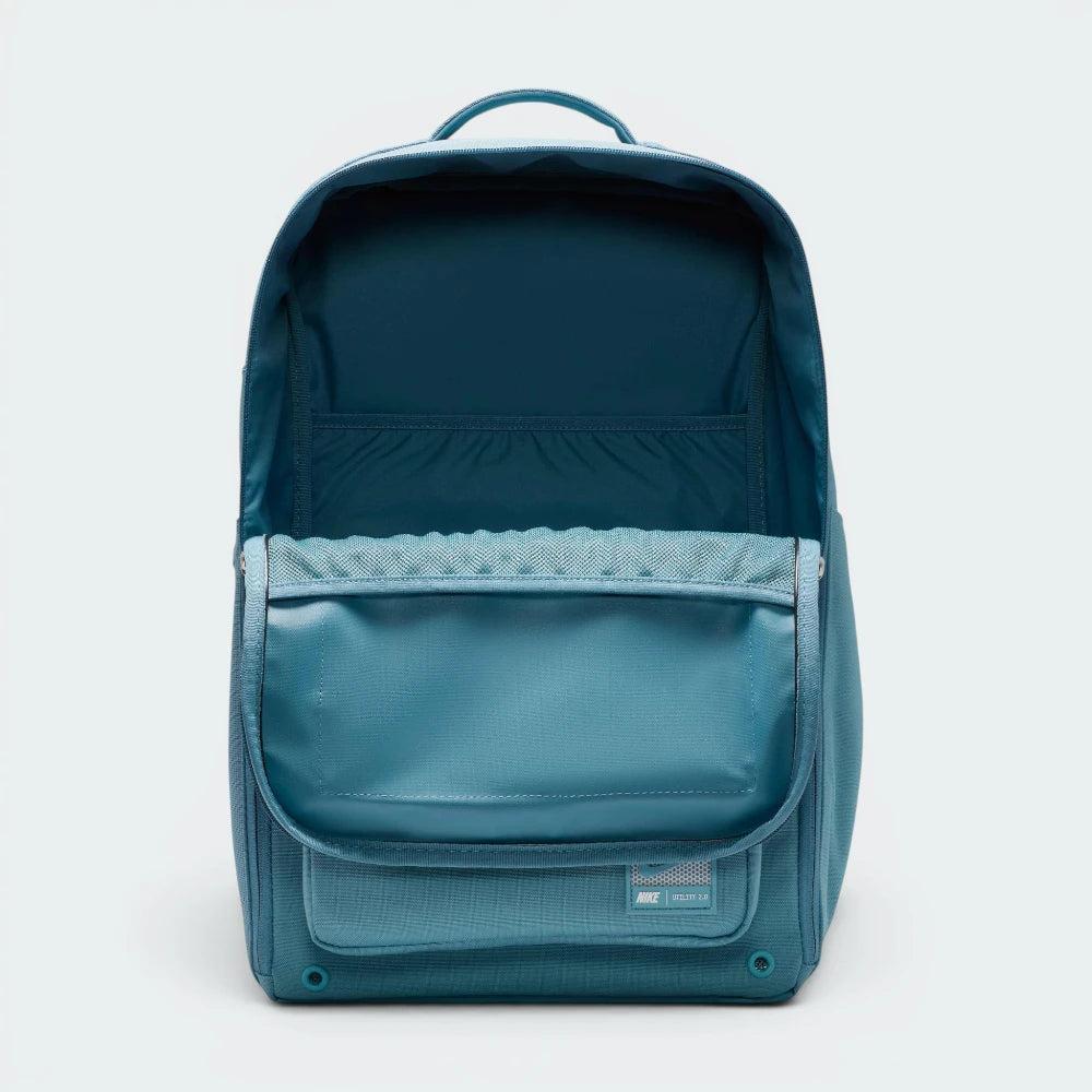 Inner layers of mesh for storage and laptop sleeve 